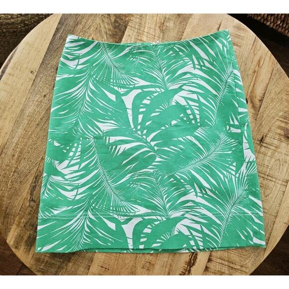 Talbots Palm Tree Leaf Green/White Tropical Print Skirt Women's Size 6P NWOT - Picture 3 of 9